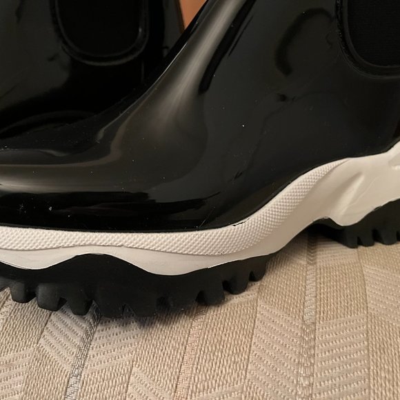 HIKER CHELSEA RAIN BOOTS BY ARDENE - NWT - Picture 4 of 9